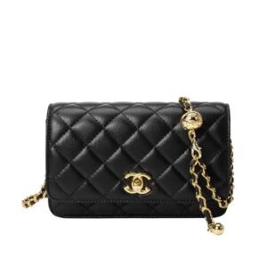 Brieftasche auf ketten glänzender Lämmerungsperlen Goldton Metall - Chanel